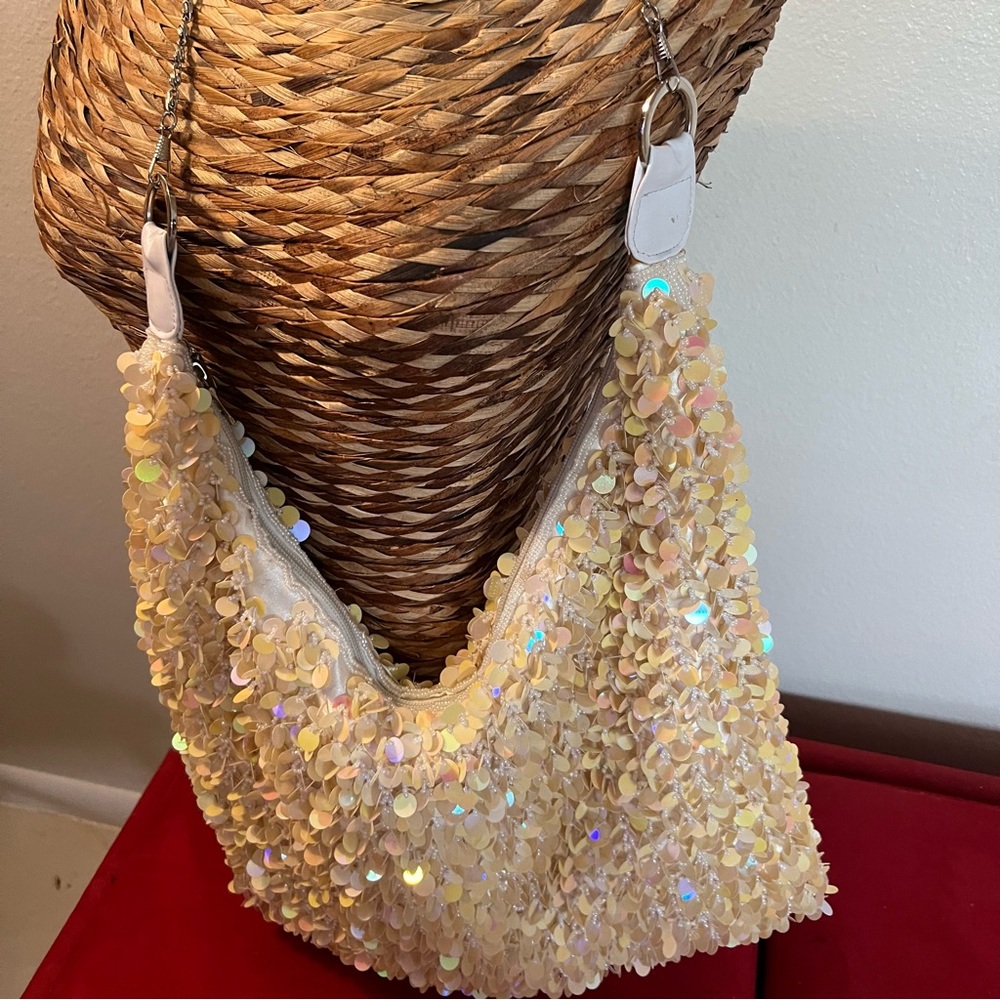 SUPRE Cream Shoulder Bag with Shimmering Sequins